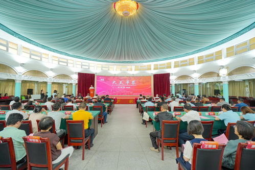 丹青翰墨共绘大美华农——华农启动文艺名家进校园活动